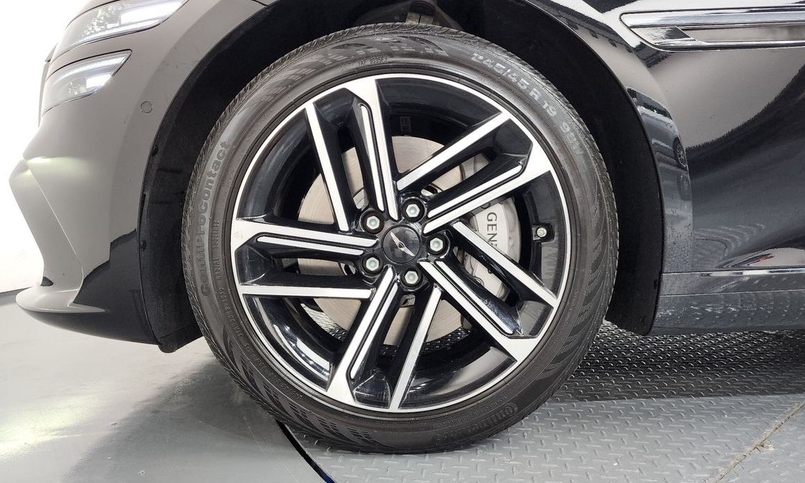 Genesis G80 2025