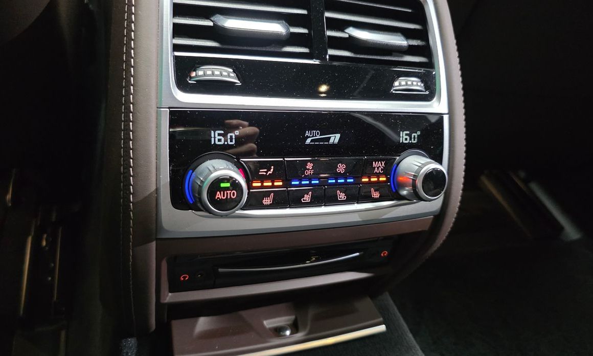 BMW 7-Series 2021