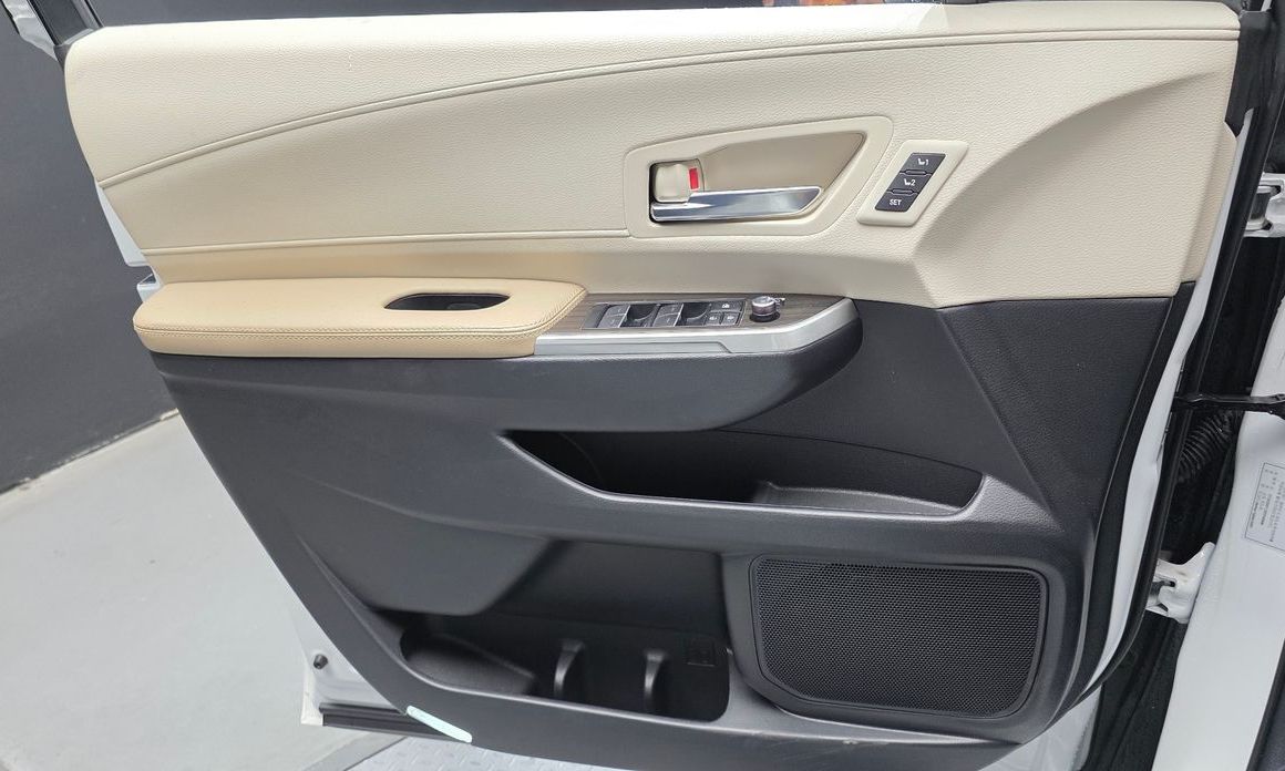Toyota Sienna 2024