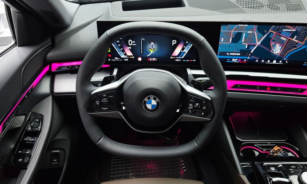 BMW 5-Series 2025