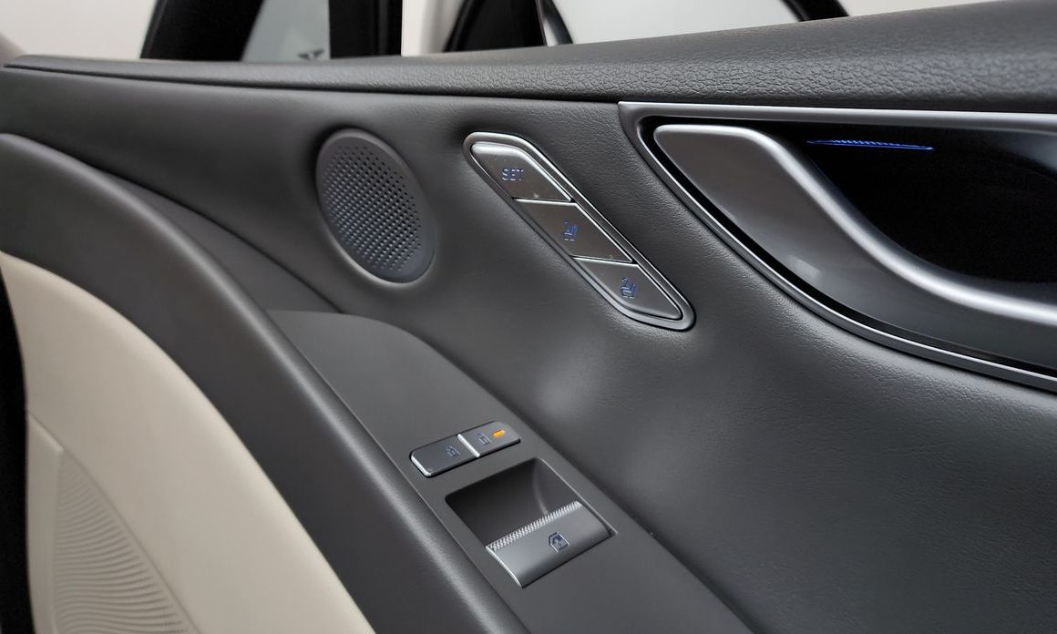 Genesis G80 2025