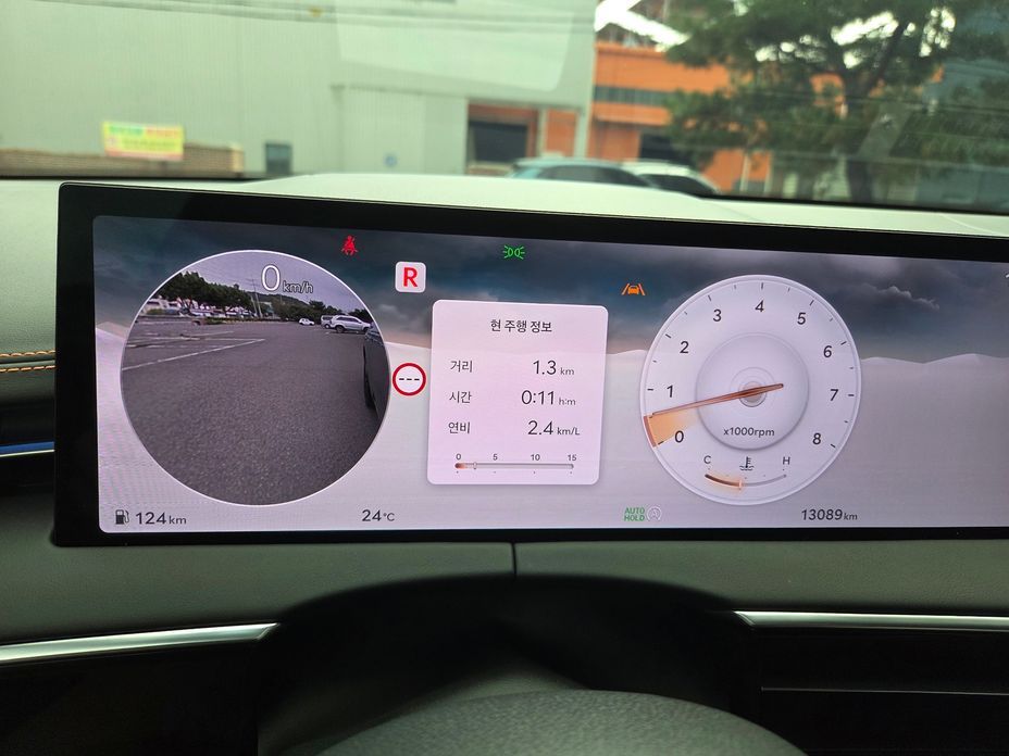 Genesis GV70 2025