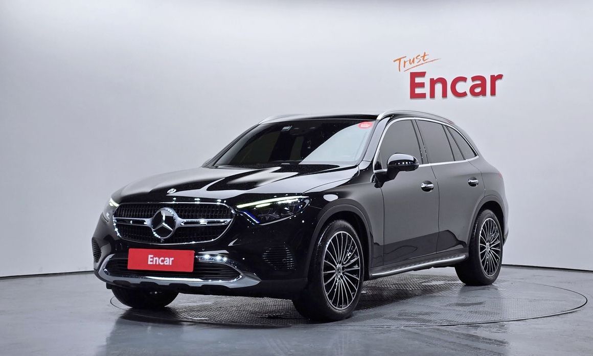 Mercedes-Benz GLC-Class 2025