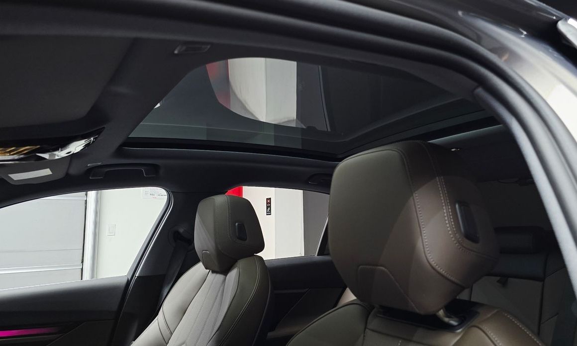 BMW 5-Series 2025