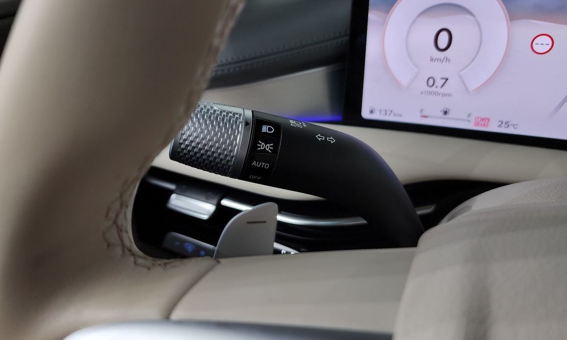 Genesis G80 2025