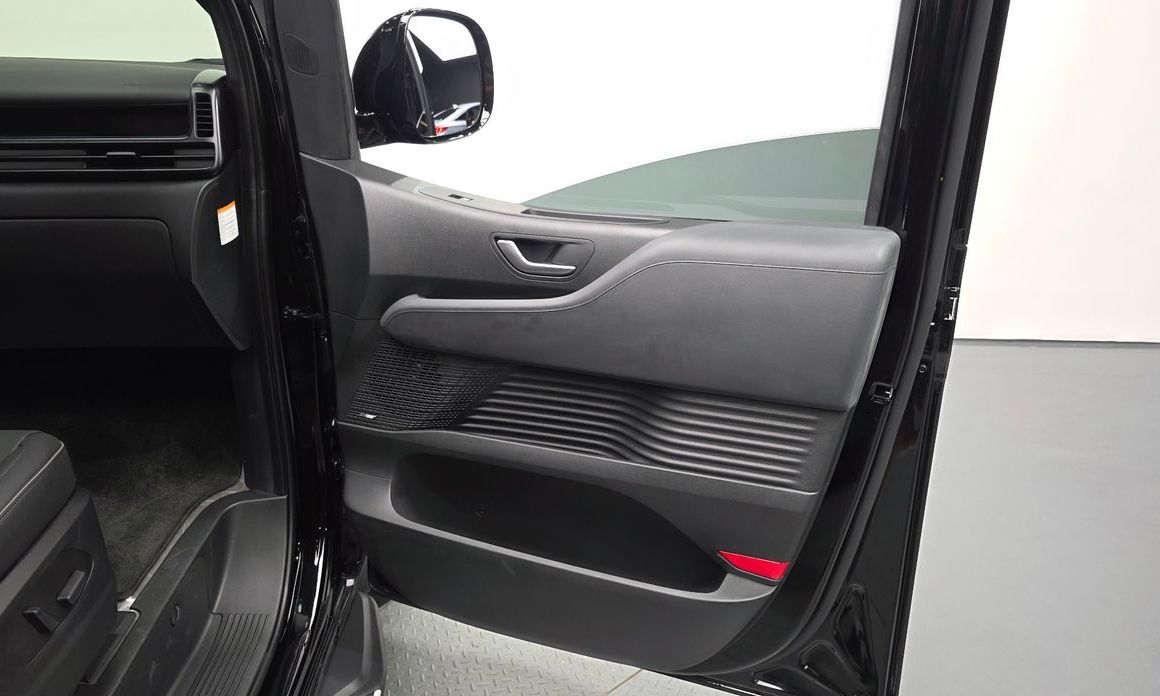 Hyundai Staria 2026