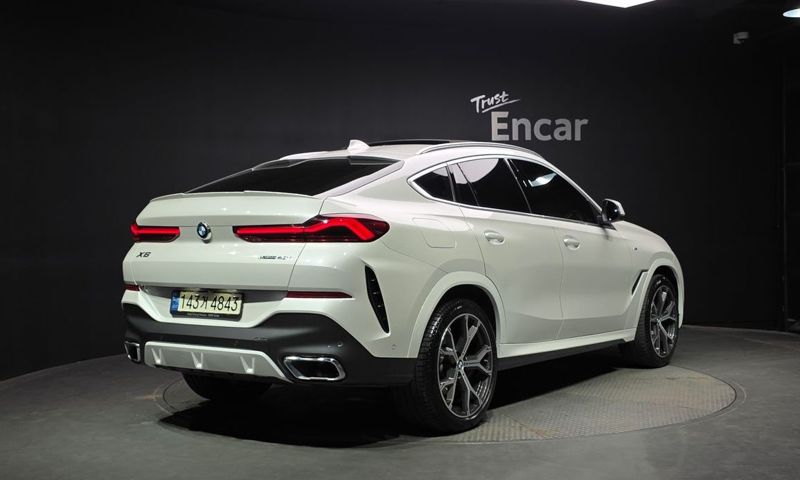 BMW X6 2022