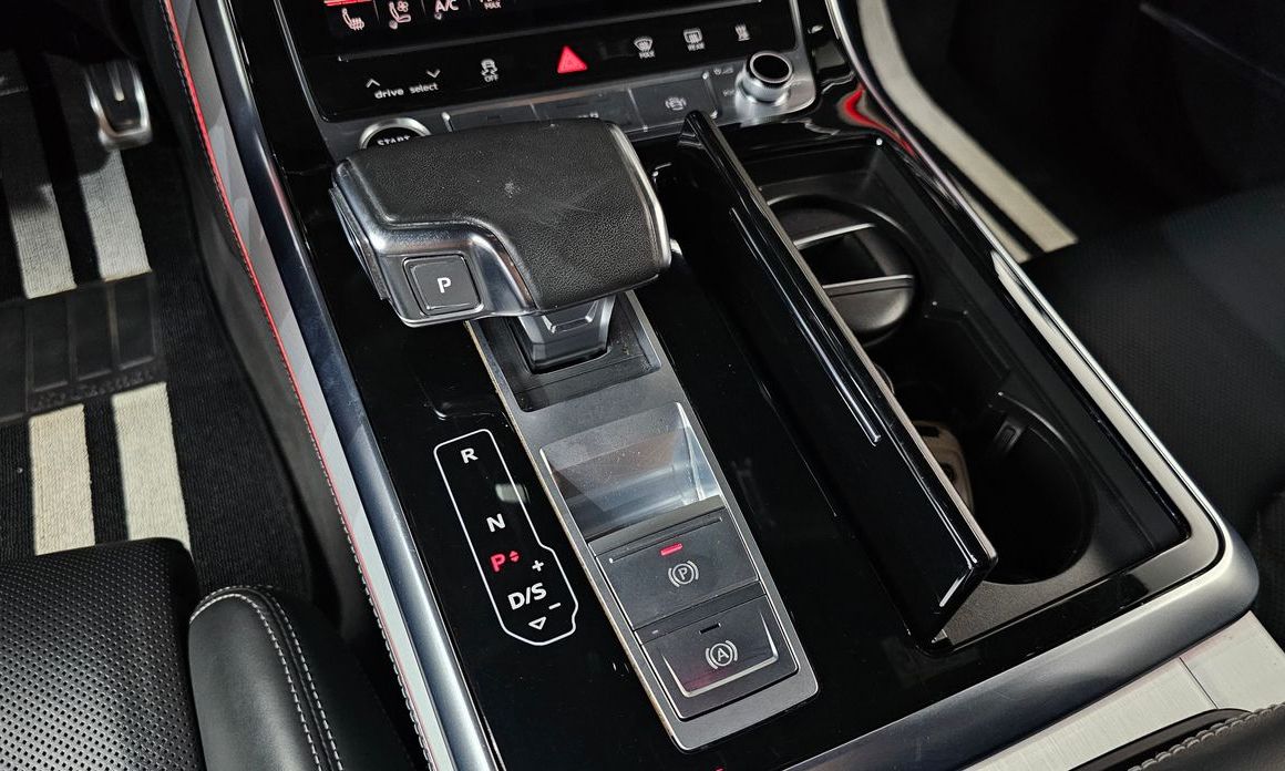 Audi Q8 2023