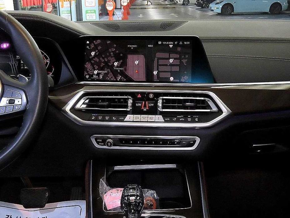 BMW X5 2023