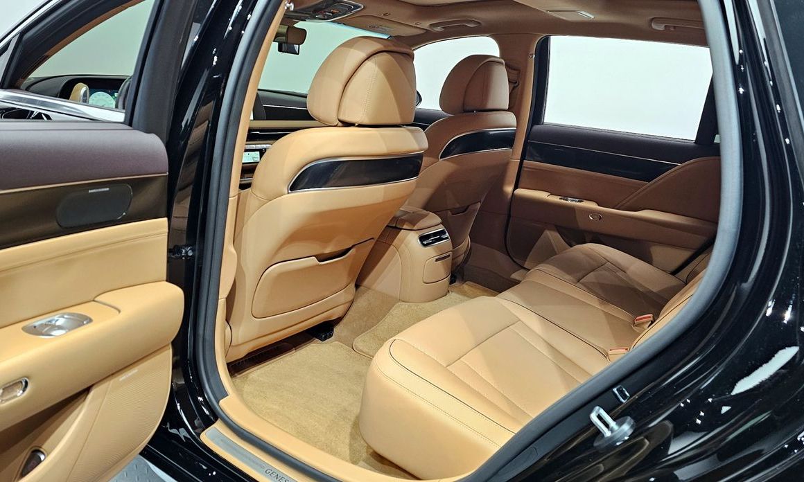 Genesis G90 2023