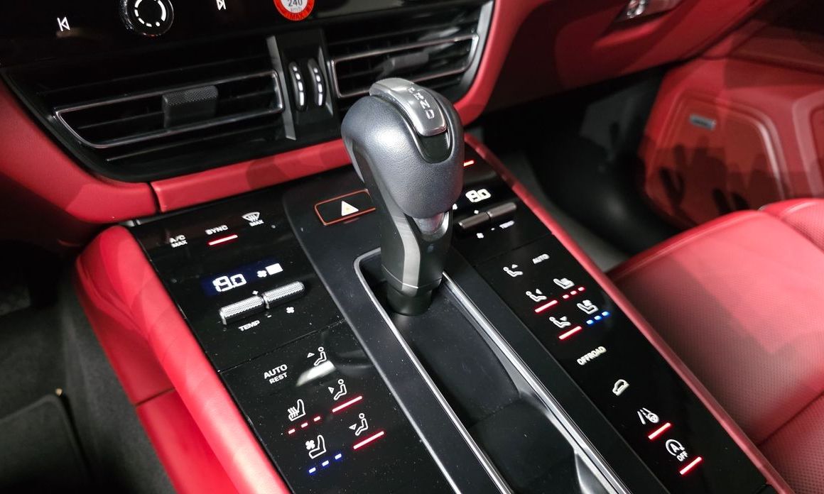 Porsche Macan 2023