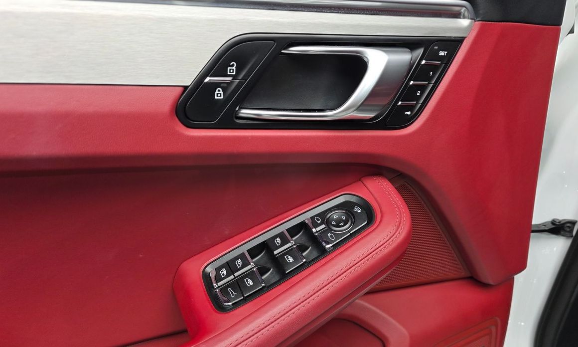 Porsche Macan 2023