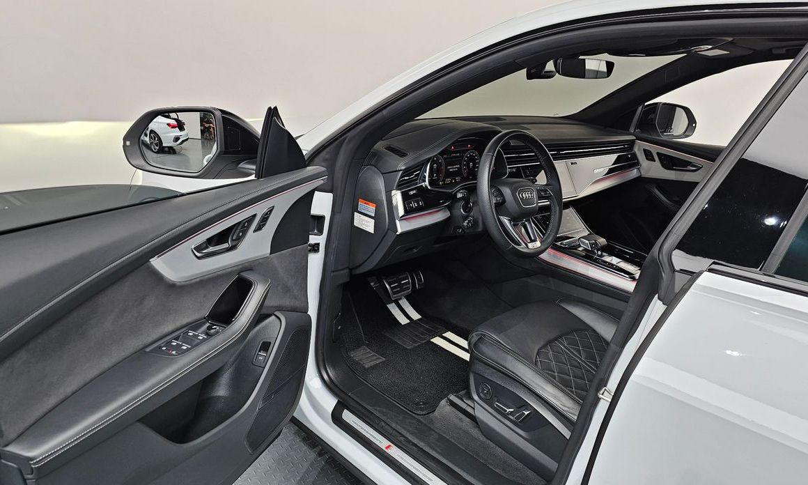 Audi Q8 2023