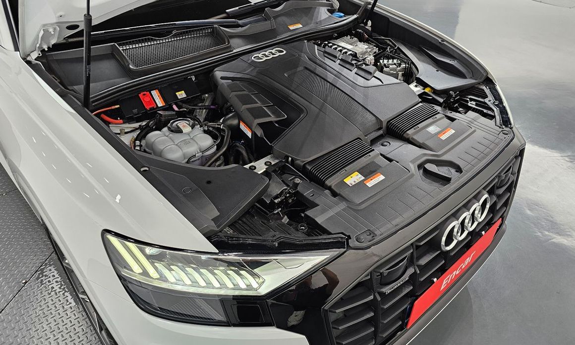 Audi Q8 2023