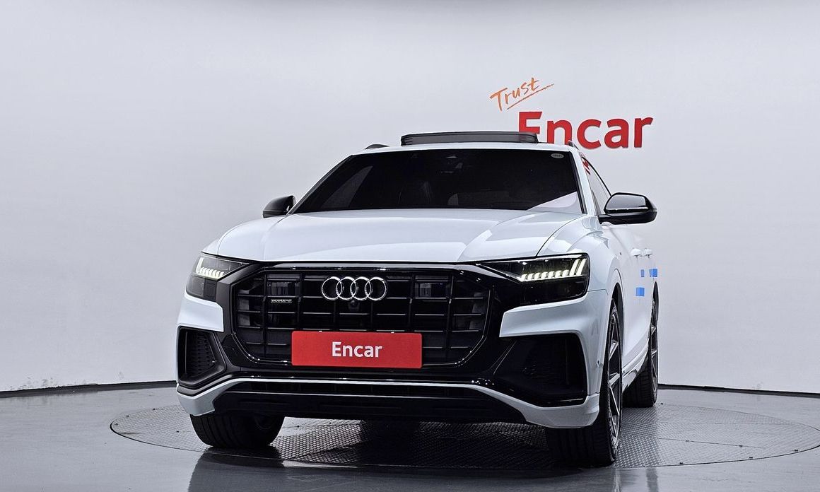 Audi Q8 2023