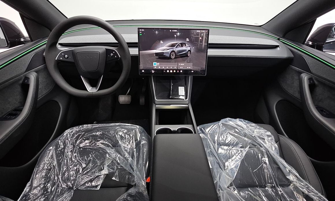Tesla Model Y 2026