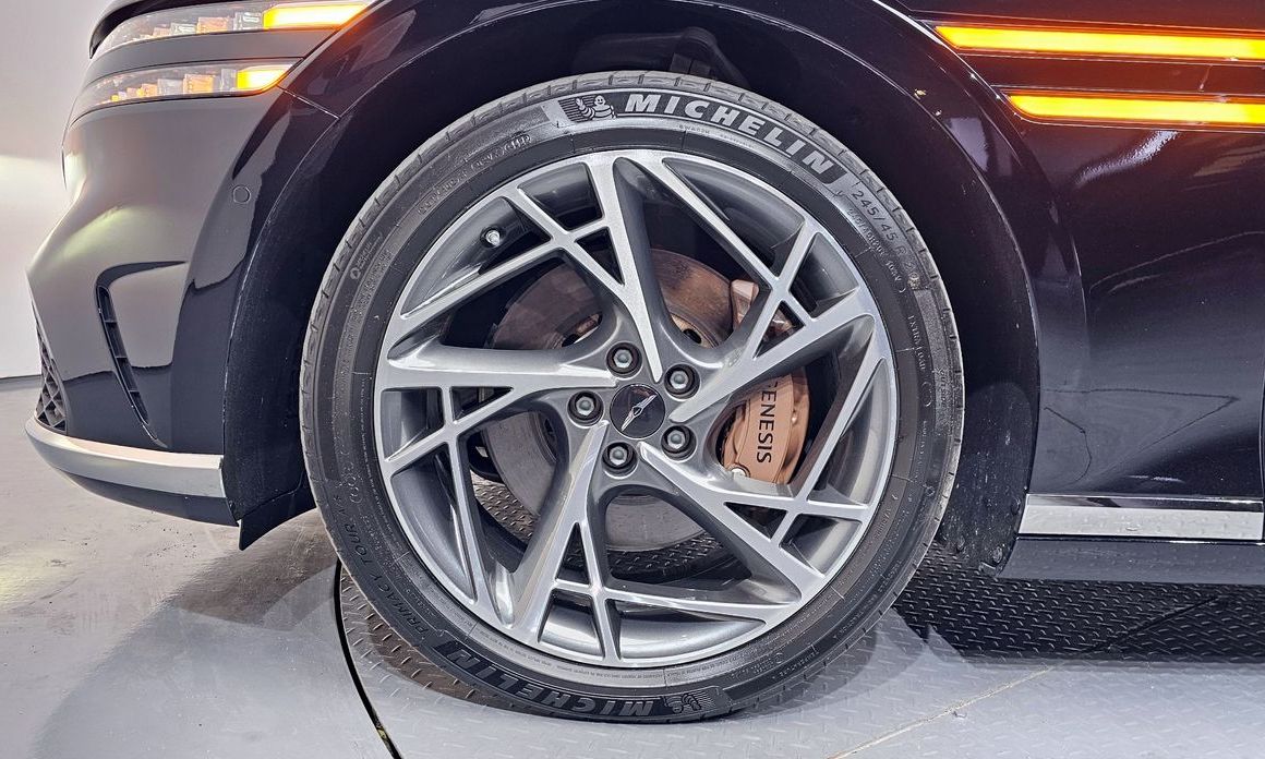 Genesis G90 2023