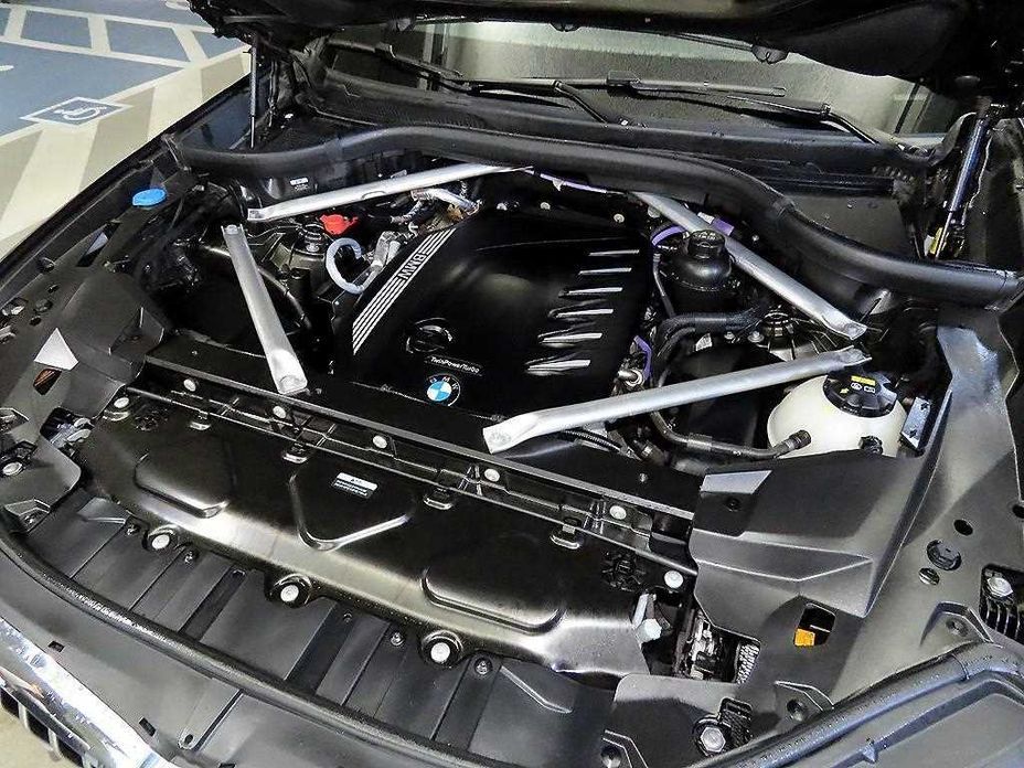 BMW X5 2023