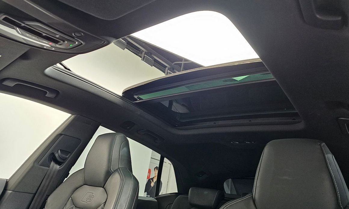 Audi Q8 2023
