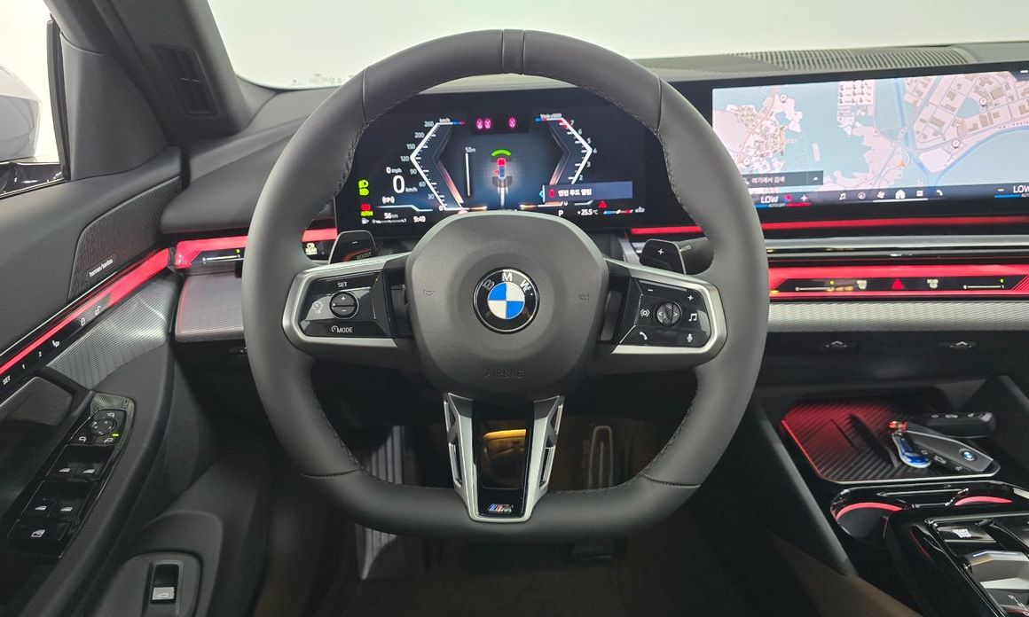 BMW 5-Series 2025