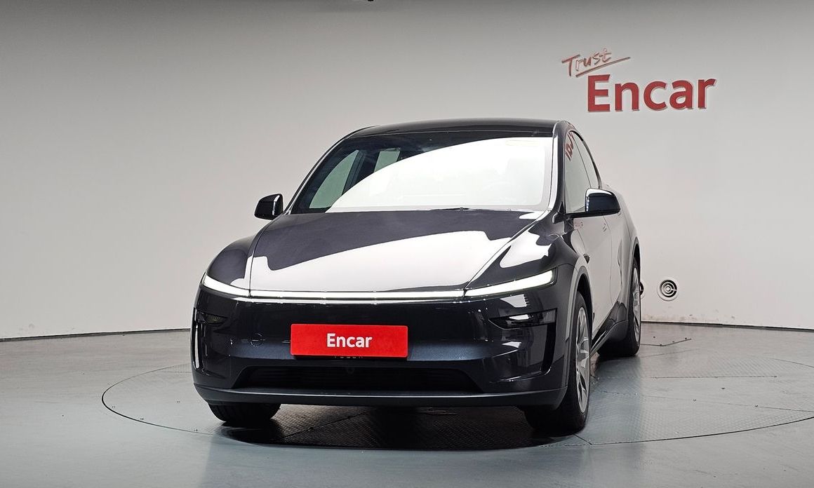 Tesla Model Y 2026