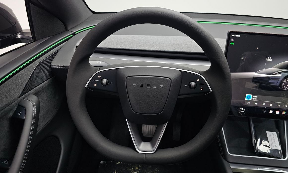 Tesla Model Y 2026