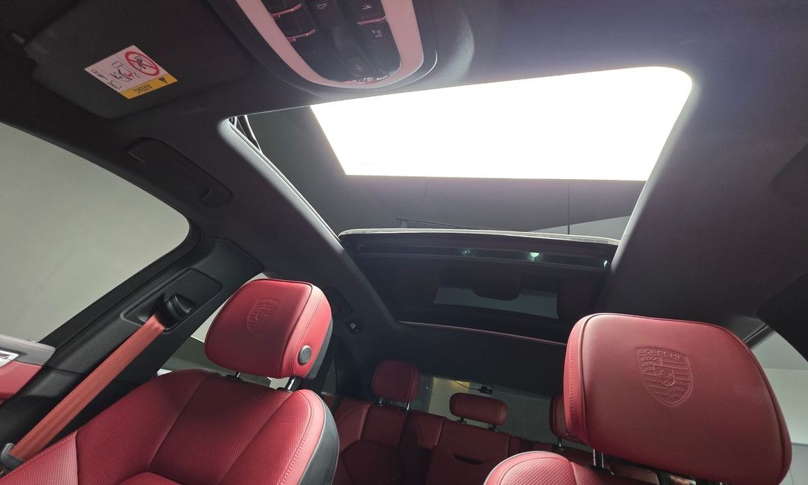 Porsche Macan 2023