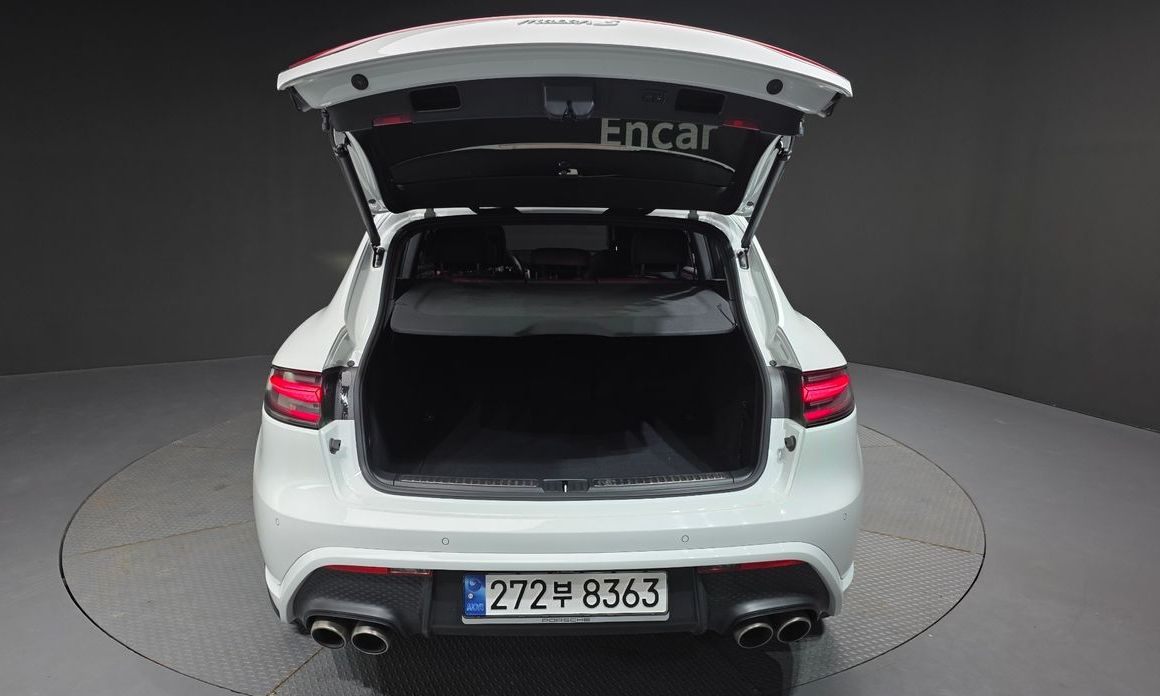 Porsche Macan 2023