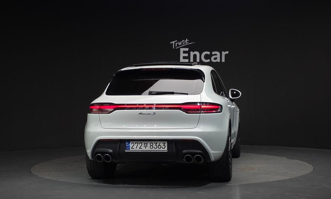 Porsche Macan 2023