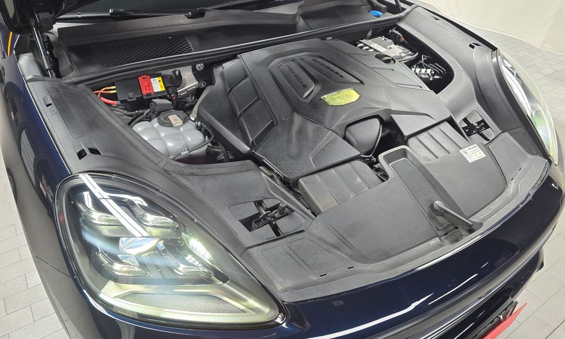 Porsche Cayenne 2020