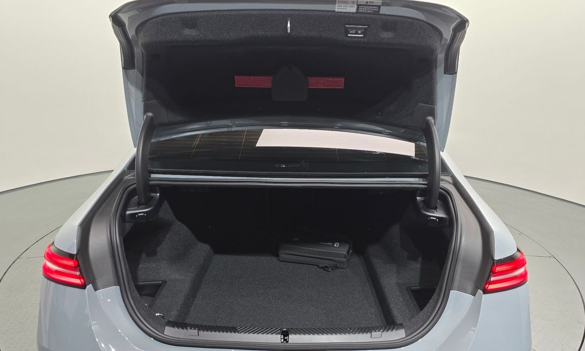 BMW 5-Series 2025