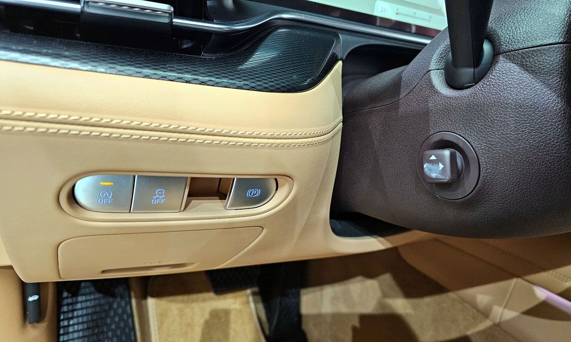 Genesis G90 2023