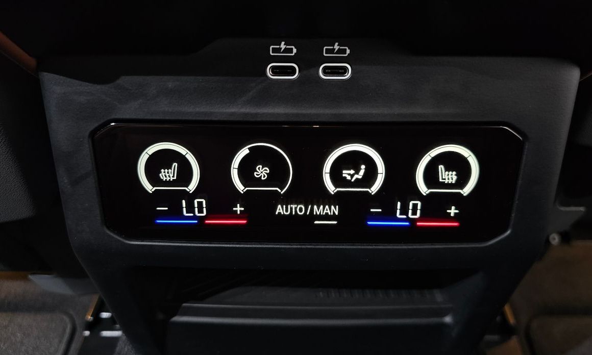 BMW 5-Series 2024