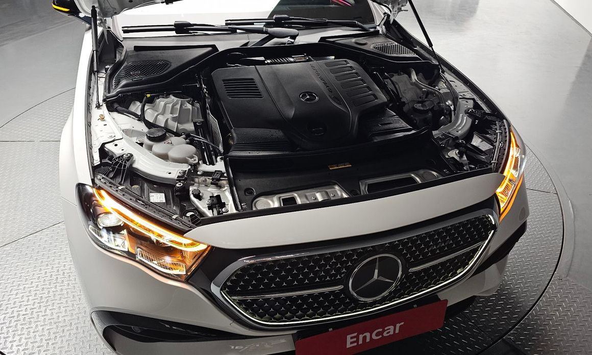 Mercedes-Benz E-Class 2026