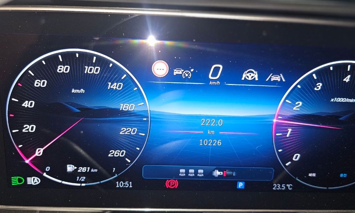 Mercedes-Benz GLC-Class 2025
