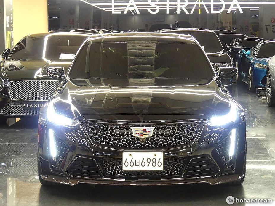 Cadillac CT5-V 2022
