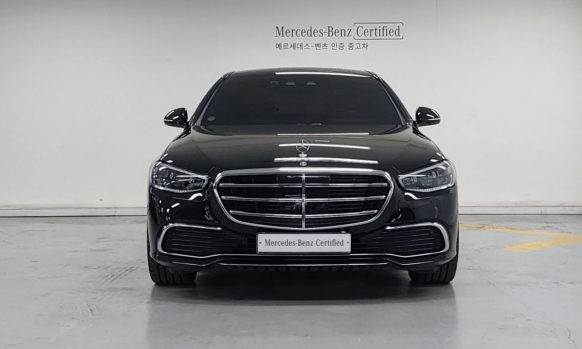 Mercedes-Benz S-Class 2023