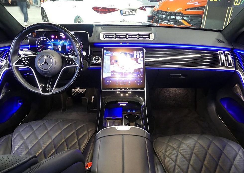 Mercedes-Benz S-Class 2023