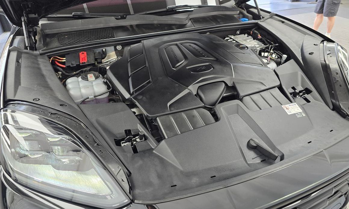 Porsche Cayenne 2024