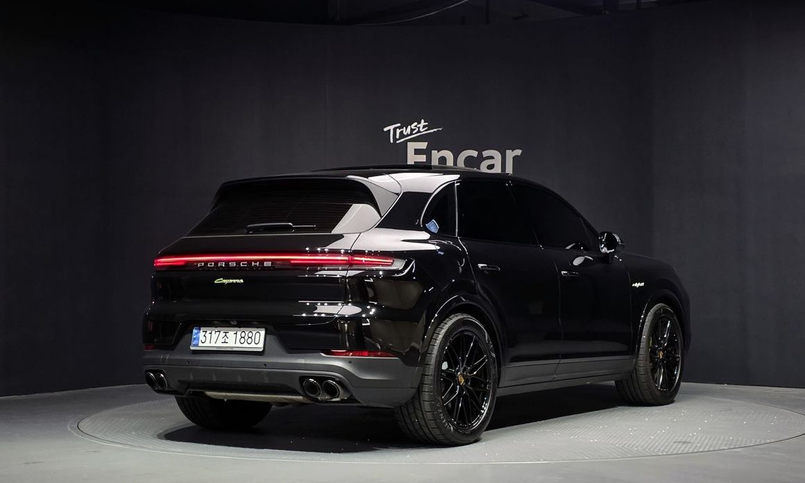 Porsche Cayenne 2024