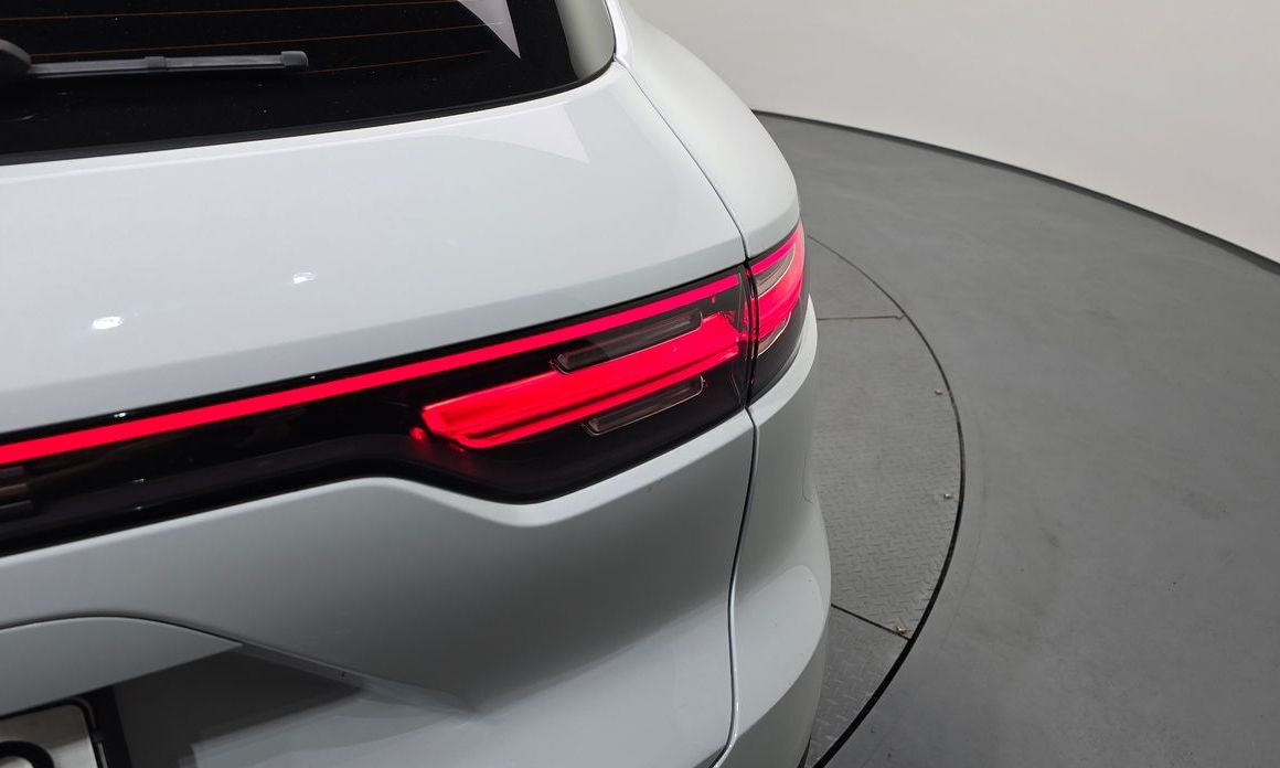 Porsche Cayenne 2023