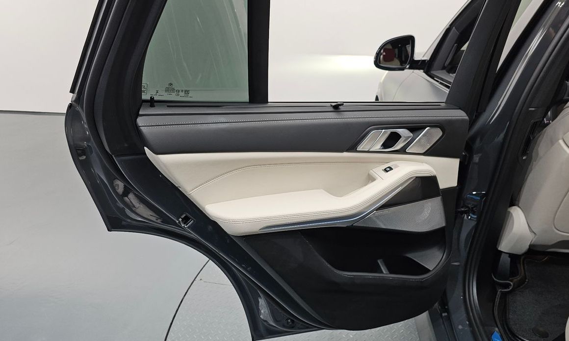 BMW X5 2025