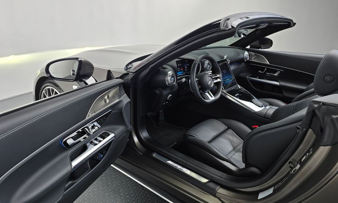 Mercedes-Benz SL-Class 2023
