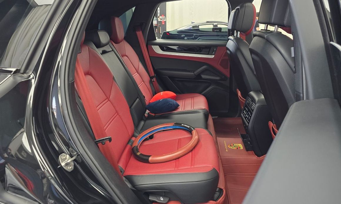Porsche Cayenne 2024