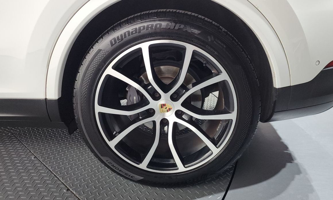 Porsche Cayenne 2024
