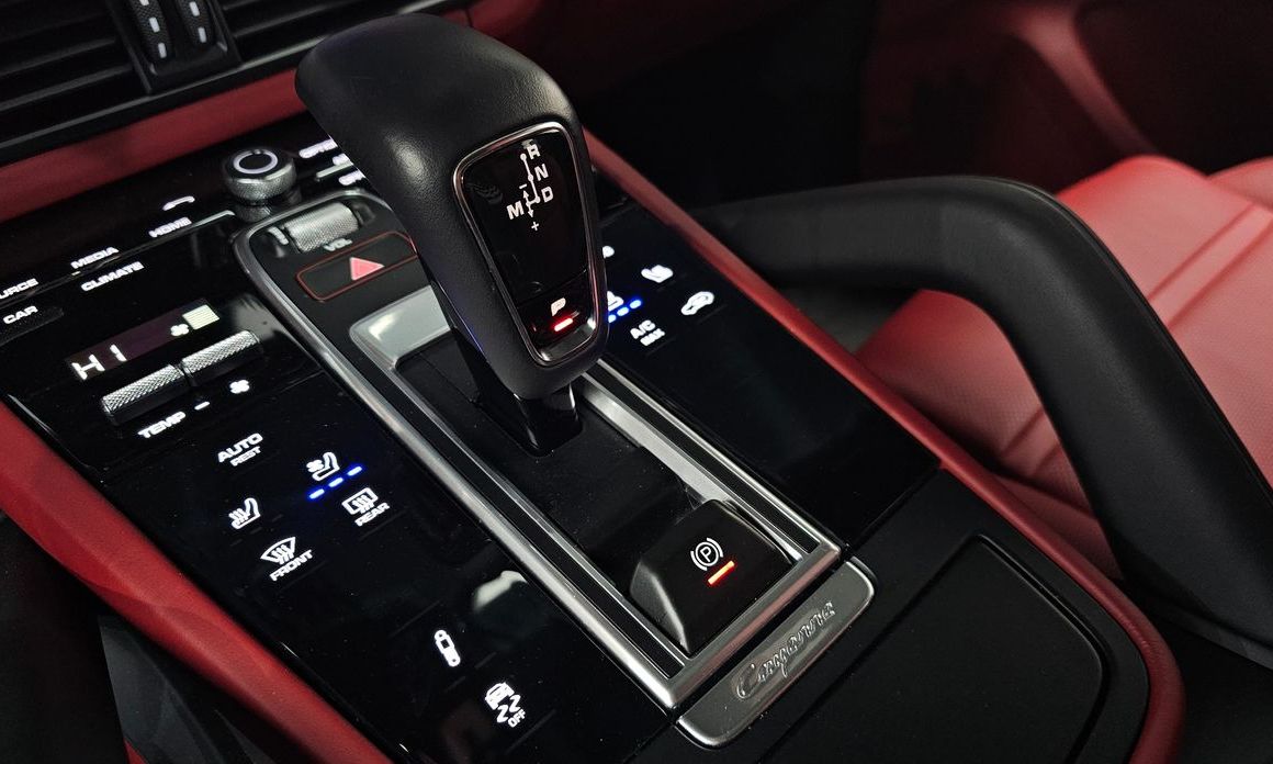 Porsche Cayenne 2023