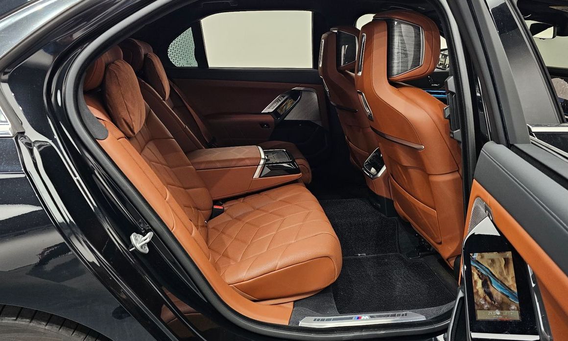 BMW 7-Series 2024