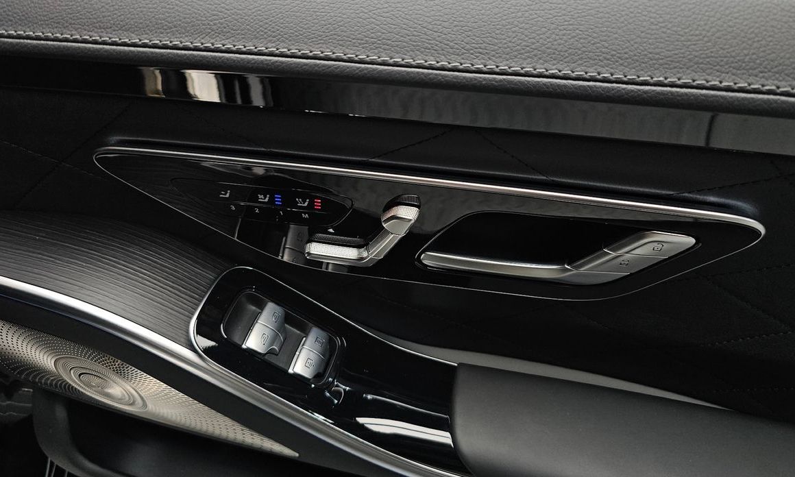 Mercedes-Benz S-Class 2026