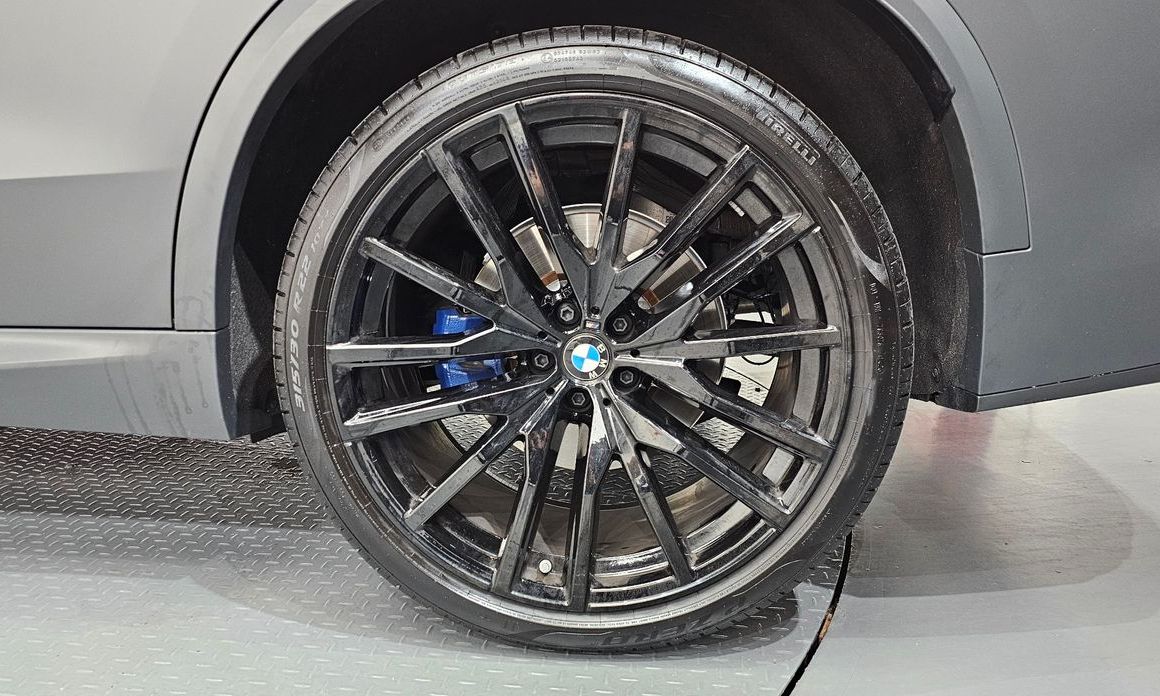 BMW X5 2025