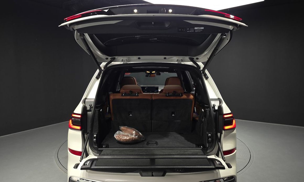 BMW X7 2025
